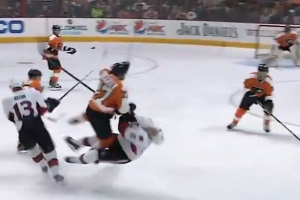 Flyers Zolnierczyk Facing Disciplinary Hearing for Huge Hit [VIDEO]