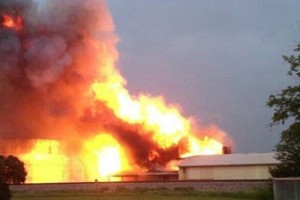 Fertilizer Plant Explosion Caught by Amateur Videographer [VIDEO]
