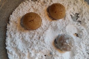 12 Days of Christmas Treats: Walnut-Maple Sandies